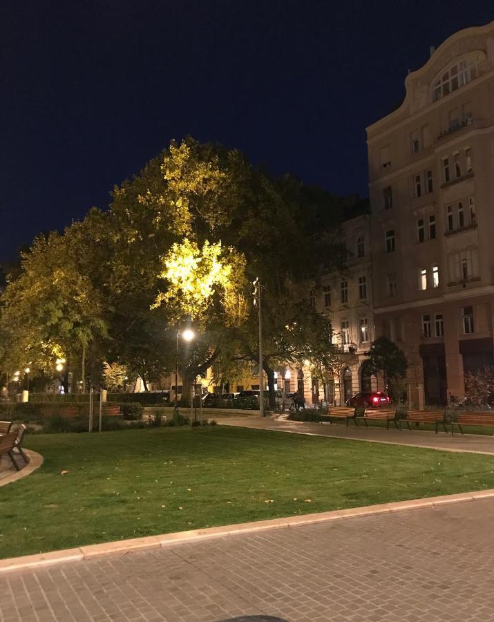 Leo22 Apartman Budapeste Exterior foto