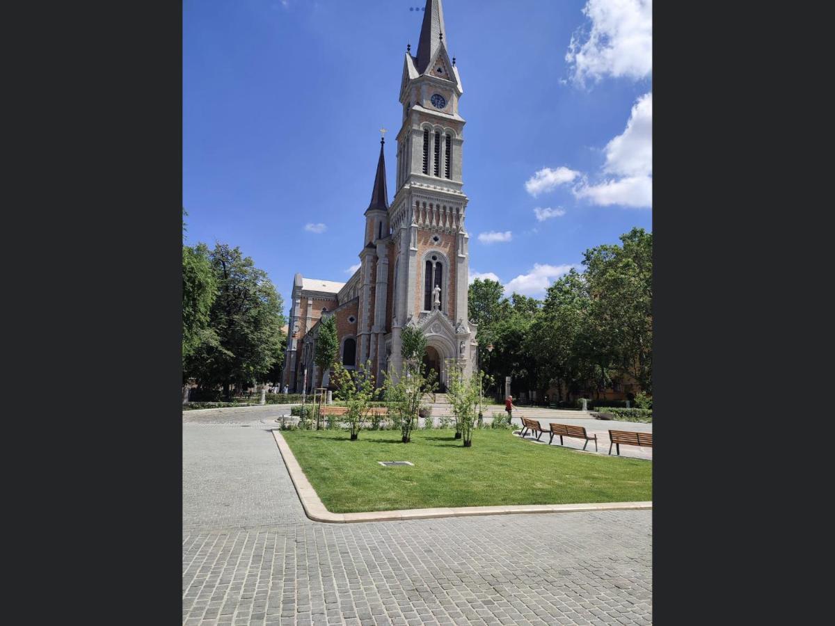 Leo22 Apartman Budapeste Exterior foto