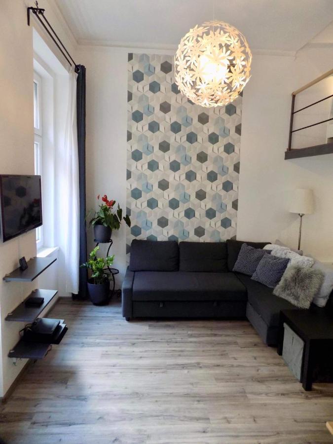 Leo22 Apartman Budapeste Exterior foto